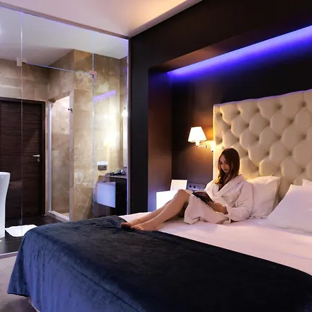 Ξενοδοχείο Lh Hotel&spa 4*