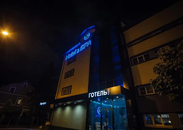 Lh　ホテル　アンド　スパ 4* リヴィウ