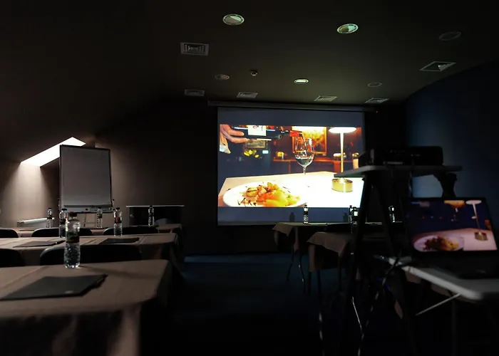 酒店 Lh Hotel&spa 利沃夫