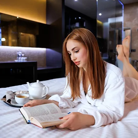 Lh Hotel&spa 호텔 4*