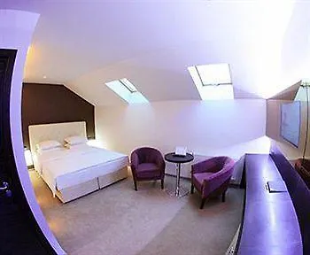 Lh Hotel&spa 리비프